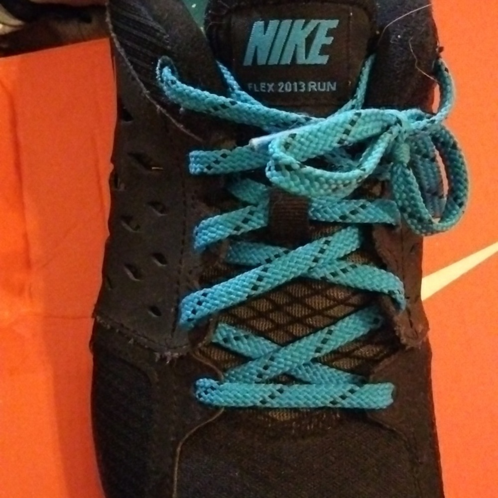 Nike flexs - Picture 2 of 3